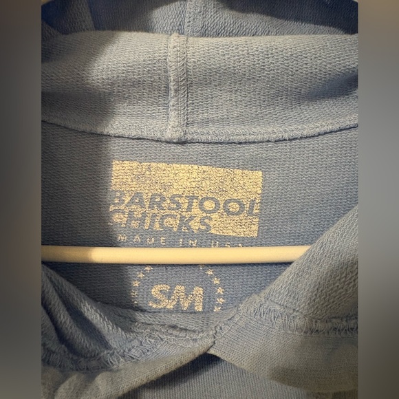 Barstool Chicks Cropped Hoodie - Picture 7 of 7